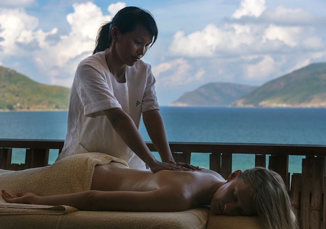 SIX SENSES CON DAO